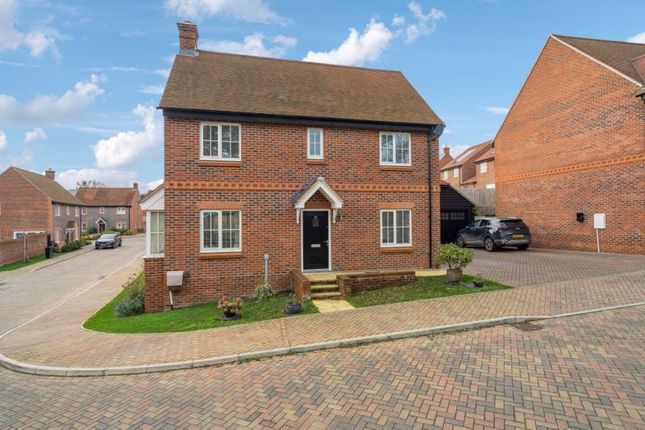 Janes Way, Walters Ash HP14 3 bed detached house for sale