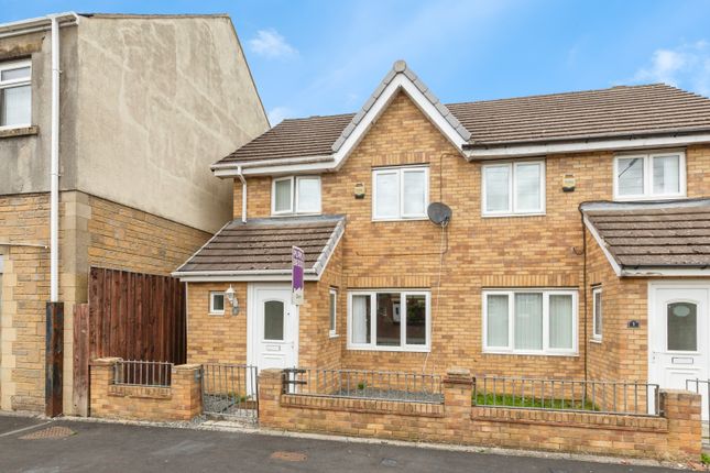 3 bed semi-detached house