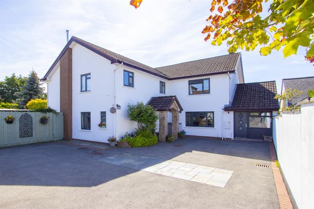 Lisvane Road, Cardiff CF14 6 bed detached house for sale