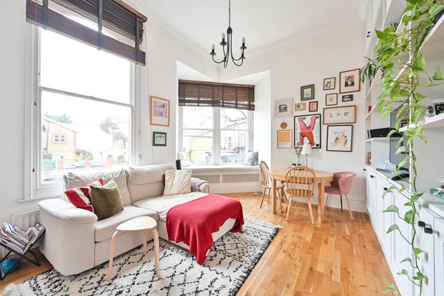 Surbiton, Surbiton, KT6 2 bed flat for sale