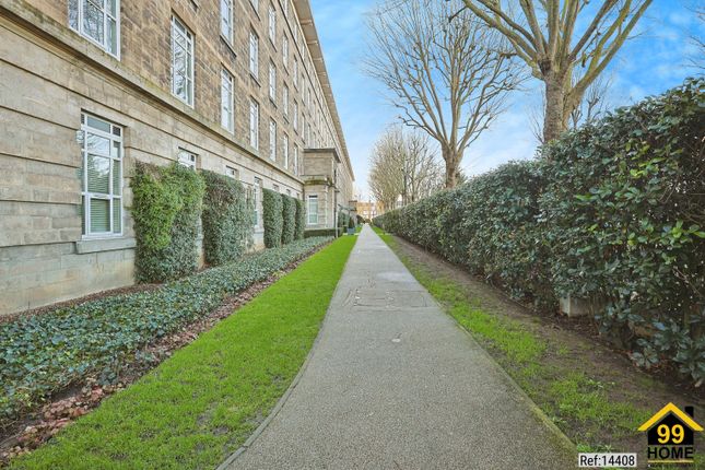 Bromyard House, London, W3 2 bed apartment for sale