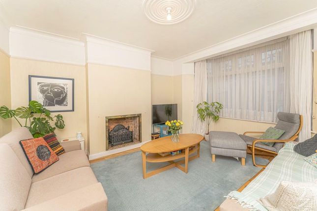 Kenmare Gardens, Palmers Green 5 bed end of terrace house for sale