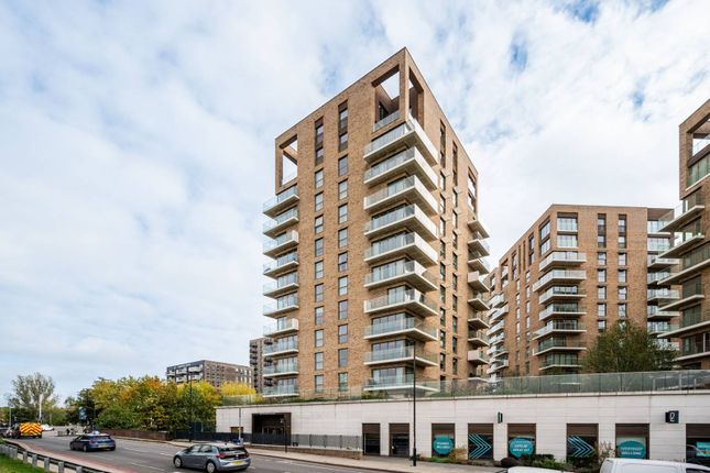 Kidbrooke Park Road, Kidbrooke... 2 bed flat for sale