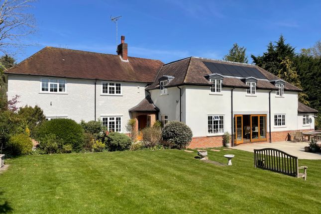North Park, Gerrards Cross... 5 bed detached house for sale