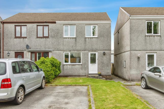 2 bedroom semi-detached house for sale