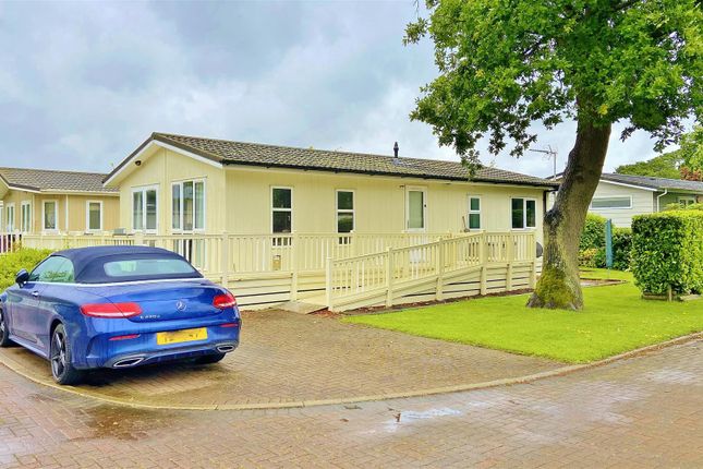 2 bedroom park home for sale