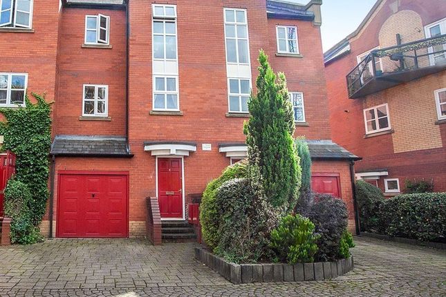 3 bed terraced house