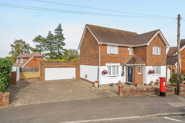 3 bed detached house