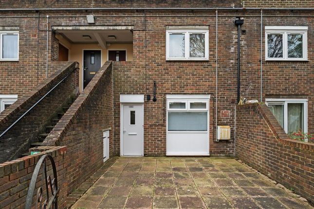 3 bedroom flat for sale