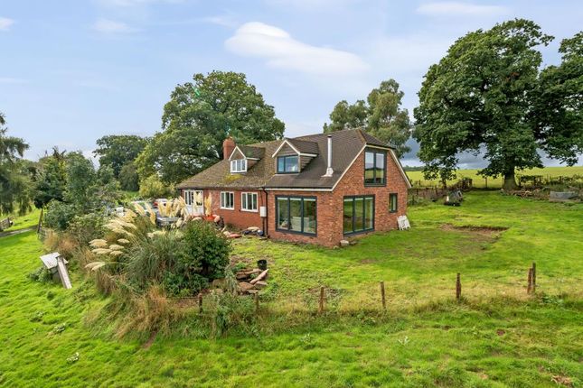 Leominster,  Herefordshire,  HR6 5 bed detached house for sale