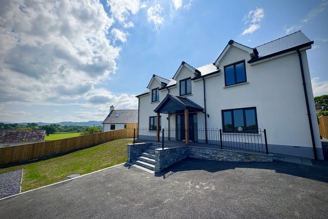 Dryslwyn, Carmarthen SA32 4 bed detached house for sale