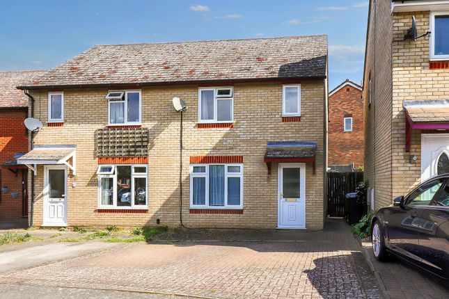 Alabaster Close, Hadleigh, IP7 3 bed semi
