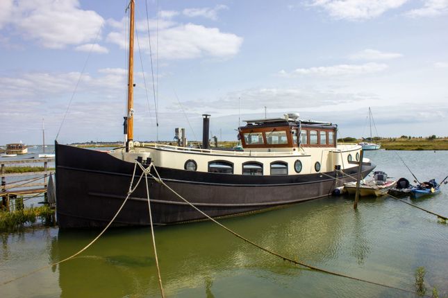 2 bedroom house boat for sale