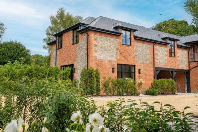 Church Farm, Sparsholt, SO21 2 bed semi