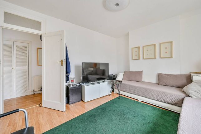 Culmington Road, Ealing, London, W13 2 bed flat for sale