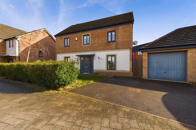 Saffron Drive, Hampton Vale, PE7 4 bed detached house for sale