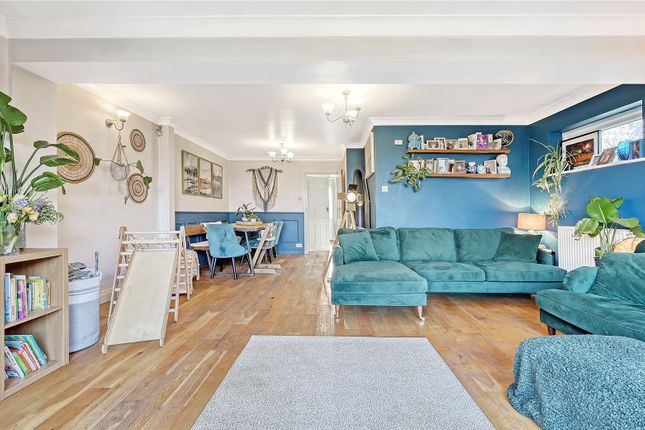 Paradise Road, Writtle, Chelmsford... 4 bed semi