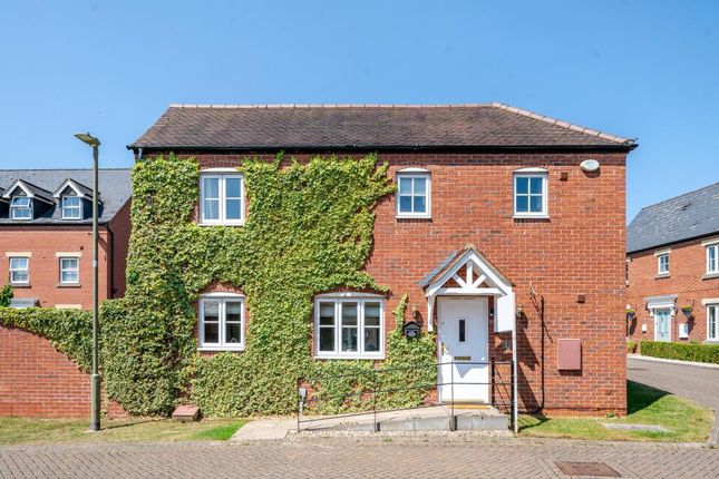 Banbury,  Oxfordshire,  OX16 4 bed detached house for sale