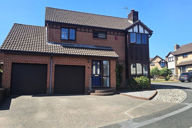 4 bed detached house