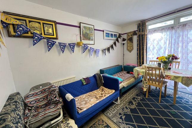 3 bedroom town house for sale