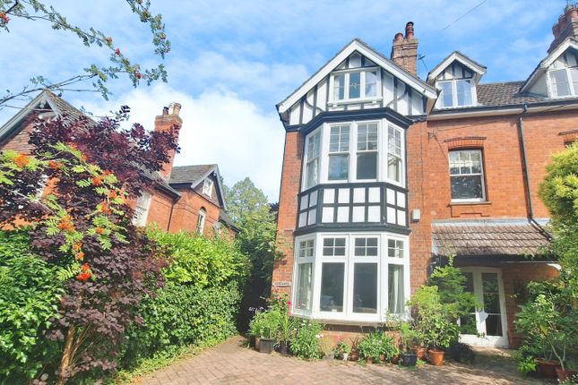 5 bed semi-detached house