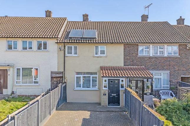 Darlington Path, Romford, RM3 3 bed terraced house for sale