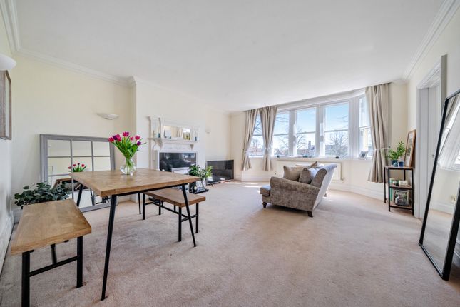 Church Green, Oxfordshire OX28 2 bed apartment for sale