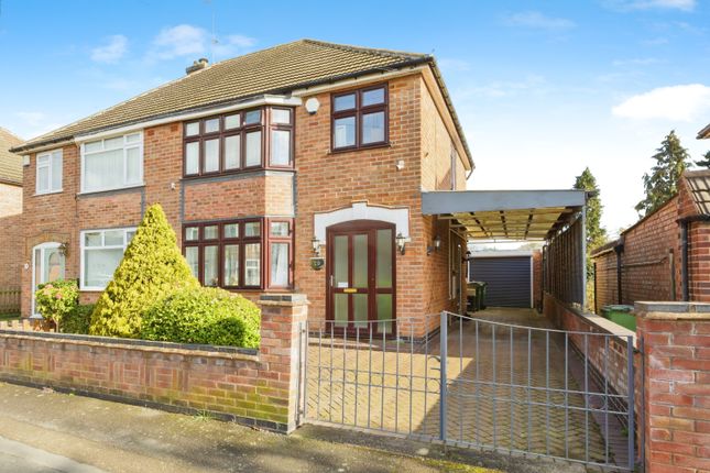 3 bedroom semi-detached house for sale