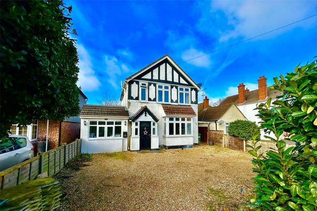 4 bed detached house