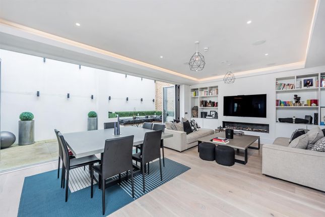 4 bed terraced house