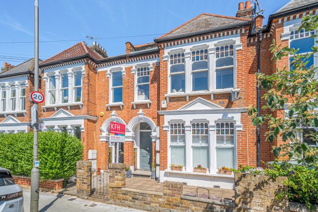 Louisville Road, Tooting Bec, London... 1 bed flat for sale
