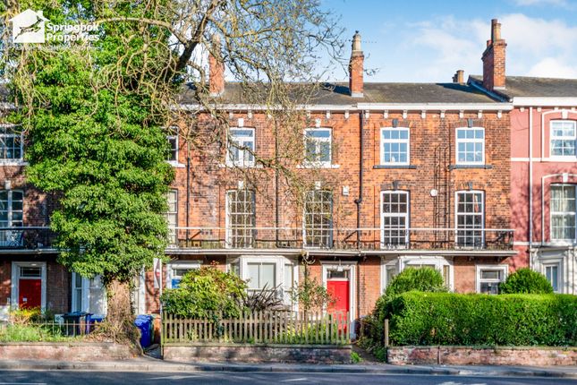 4 bed terraced house