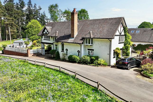 Chase Lane, Tittensor, ST12 4 bed detached house for sale
