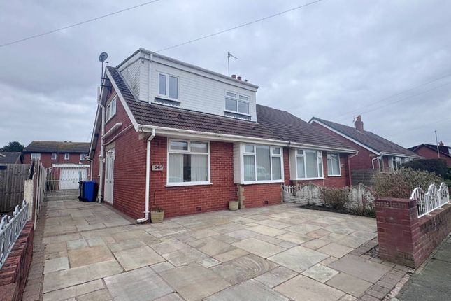 4 bed semi-detached bungalow