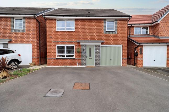4 bed detached house