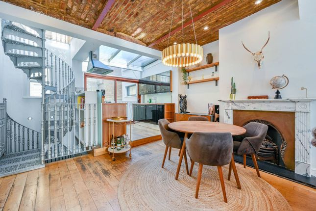 Lonsdale Road, Notting Hill, London, W11 1 bed house for sale