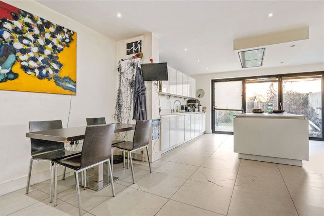 Doyle Gardens, Kensal Rise, London, NW10 4 bed terraced house for sale