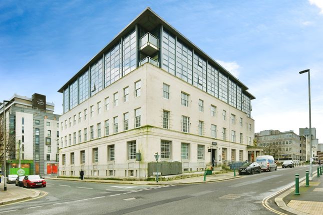 2 bedroom penthouse for sale