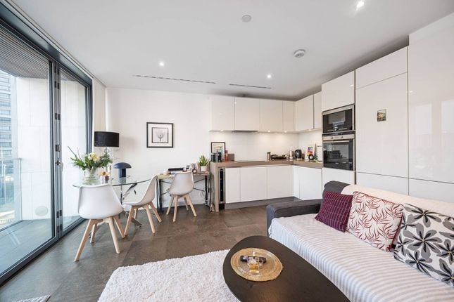 Book House, Islington, London, EC1V 1 bed flat for sale