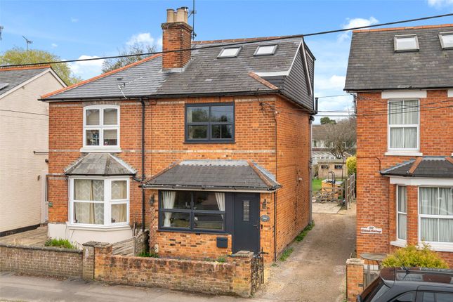 College Road, Sandhurst GU47 3 bed semi