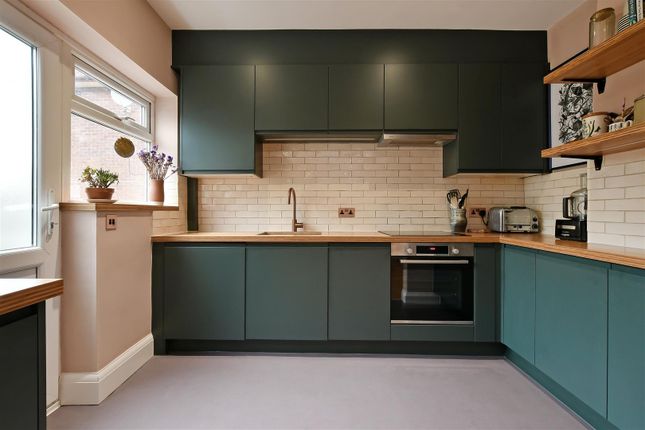 Hunter House Road, Hunters Bar S11 3 bed semi