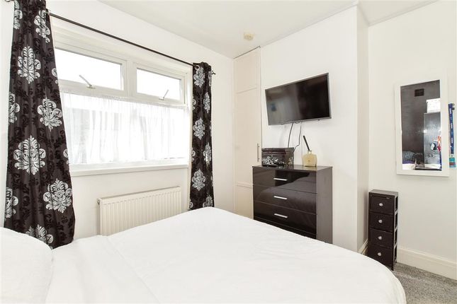 2 bed flat