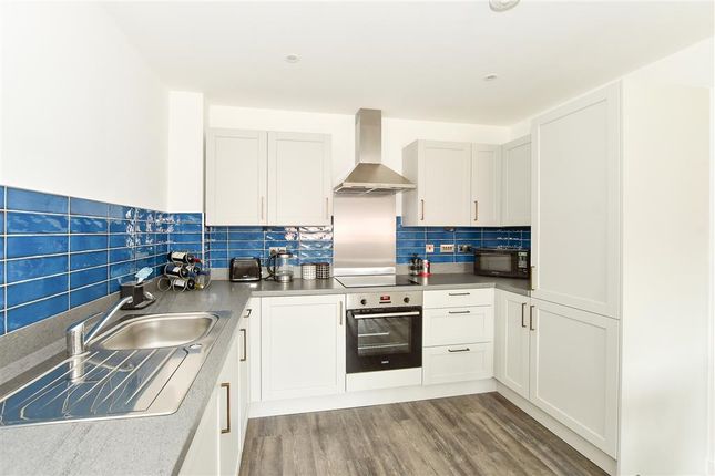 Nursery Rise, Thakeham, West Sussex 2 bed flat for sale