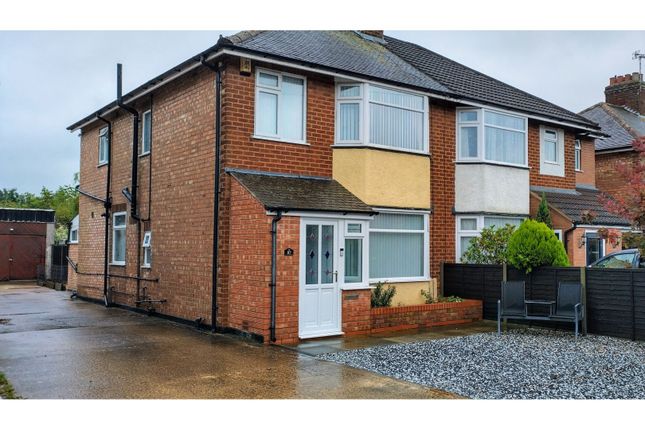 3 bed semi-detached house