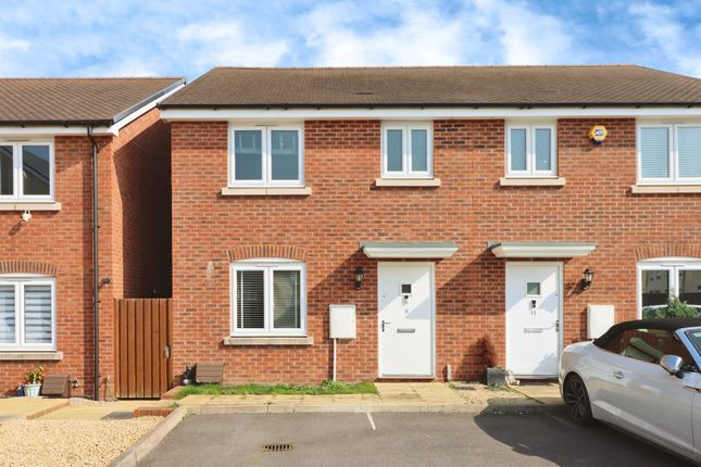 3 bedroom semi-detached house for sale