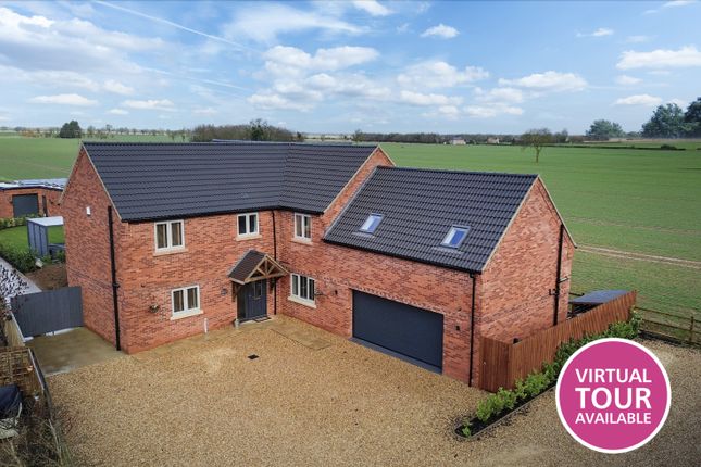 5 bed detached house