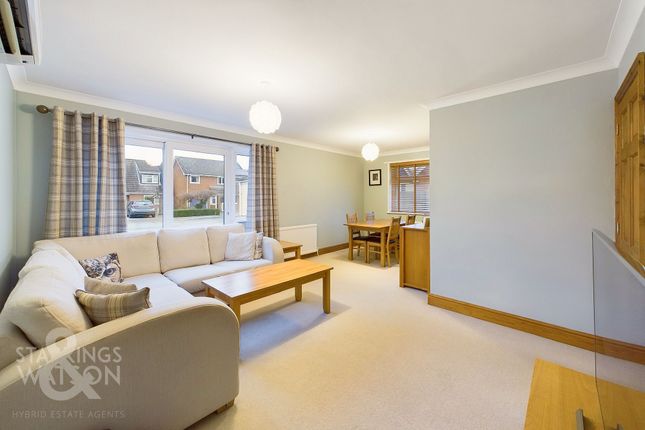 Millway Avenue, Roydon 2 bed detached bungalow for sale