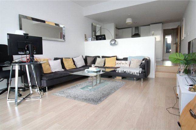 Durnsford Road, London, SW19 1 bed apartment for sale