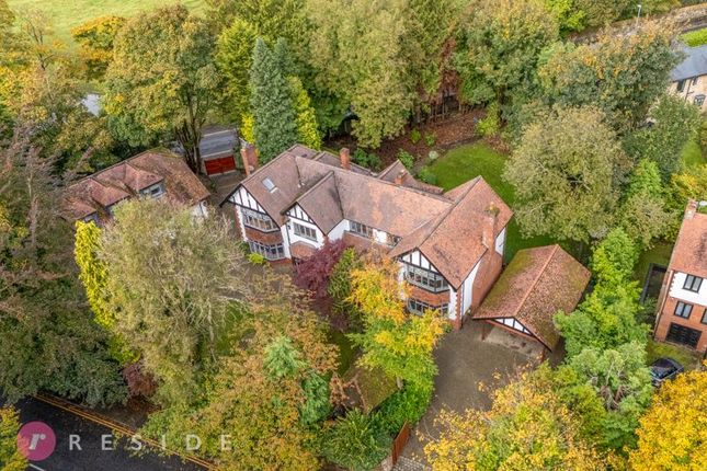 2 Norden Road, Rochdale OL11 7 bed detached house for sale