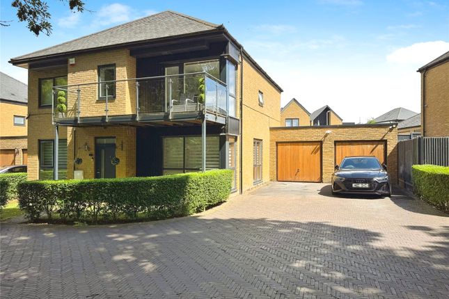 4 bed detached house
